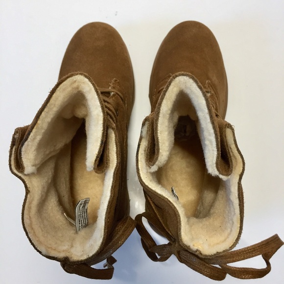 BEARPAW Suede Lace-up Wool Blend Snow wedged boots - Picture 15 of 16